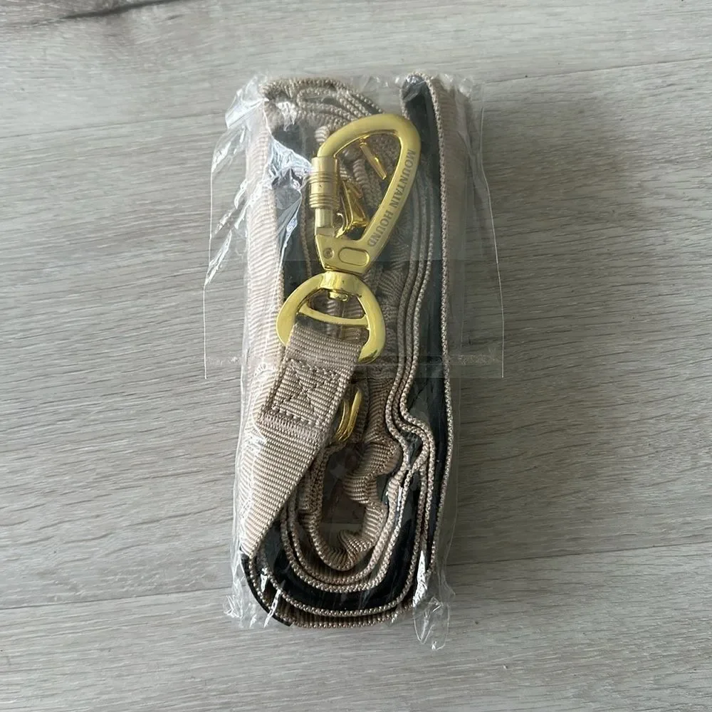 Mountain Hound Voyager Bungee Leash Tan/Gold OS NWT IN PACKAGE